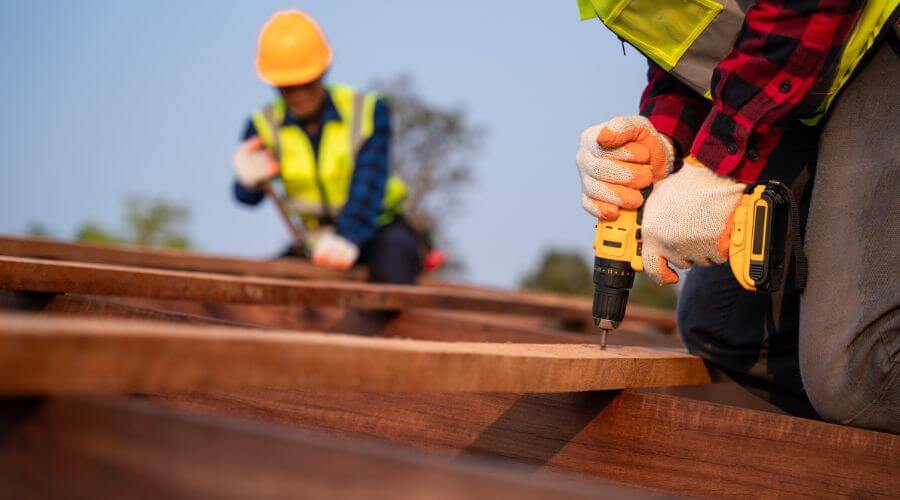 Professional Flat Roofing Installation in Kalskag, AK